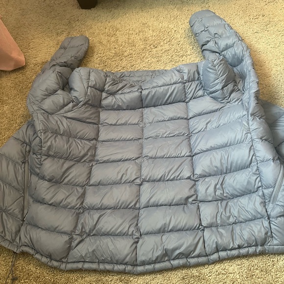 REI Co-Op Women's 650
Down Puffer Jacket Size 2XL - Picture 10 of 11